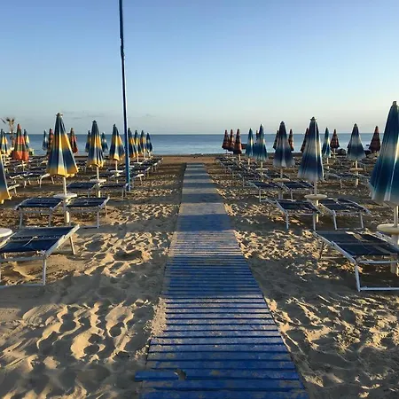 Hotel Benardi
