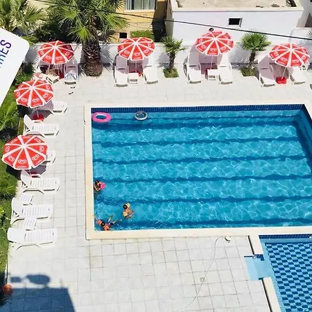 Hotel Benardi 3*